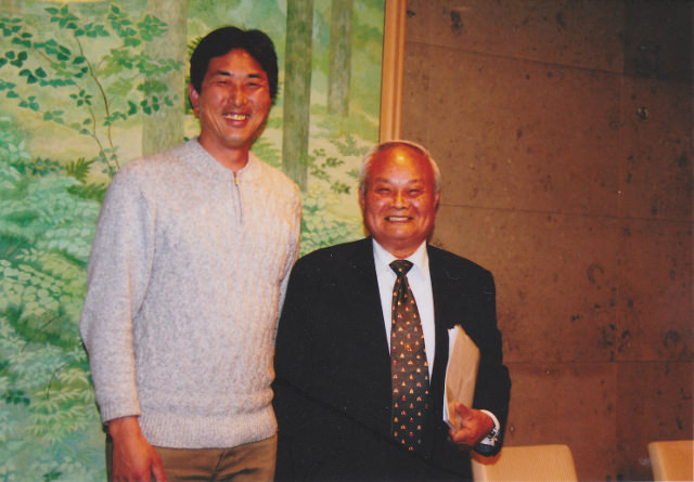 比嘉教授と吉田